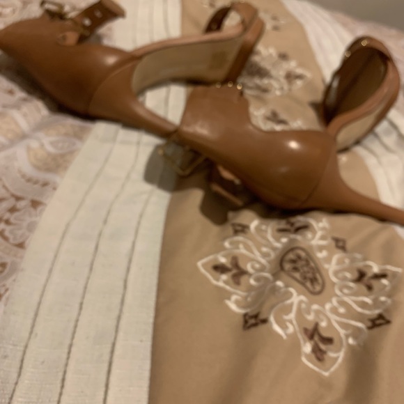 Gianni Bini ankle strap sandals - Picture 7 of 7